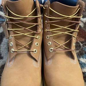 Timberland Waterproof boots (WORE ONE TIME)